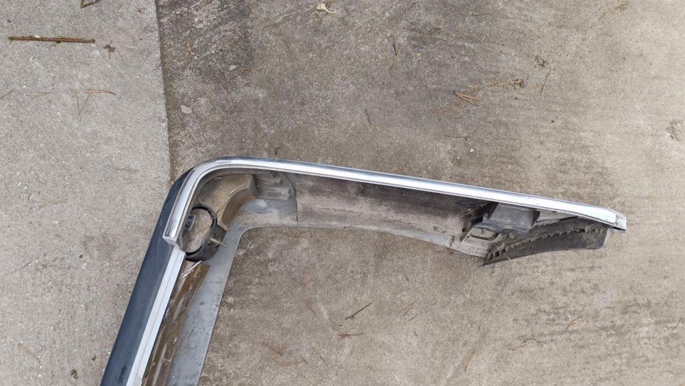 Задна броня W124 Mercedes комби