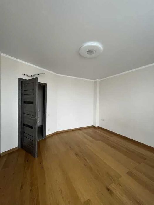 Дава се под наем Двустаен апартамент в София, Хиподрума - 76 кв.м за 561 € - Снимка #1