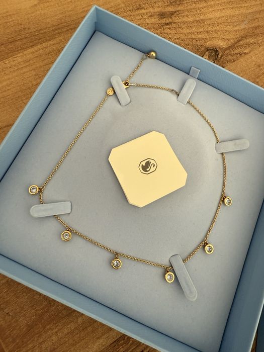 Позлатено колие с Камъни на Сваровски