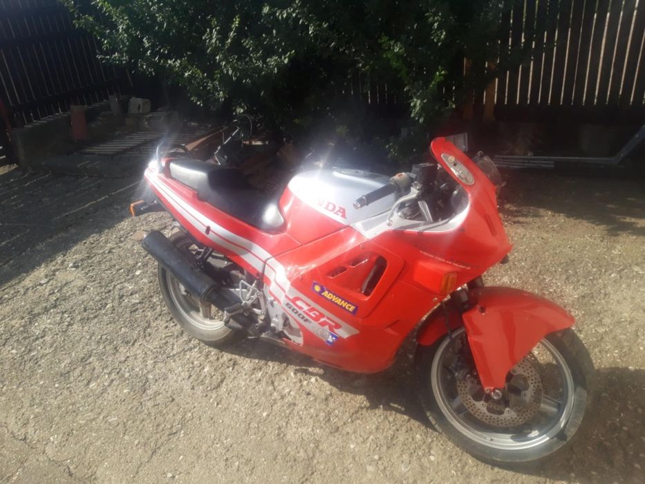 Schimb/vind/2 Honda CBR 600/1991/1995 cu acte