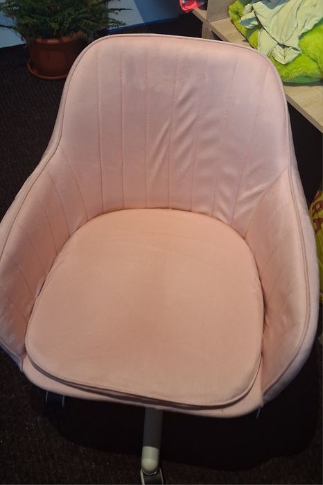 Scaun de Catifea Roz