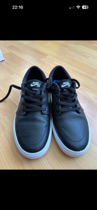 Adidasi dama nepurtati