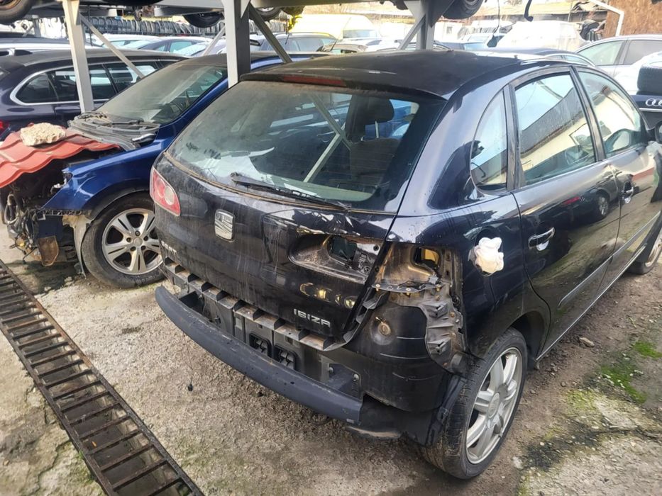 USA DREAPTA FATA/USA DREAPTA SPATE/CAPOTA FATA/HAION CU LUNETA SEAT IBIZA 2004 NEGRU/GRI