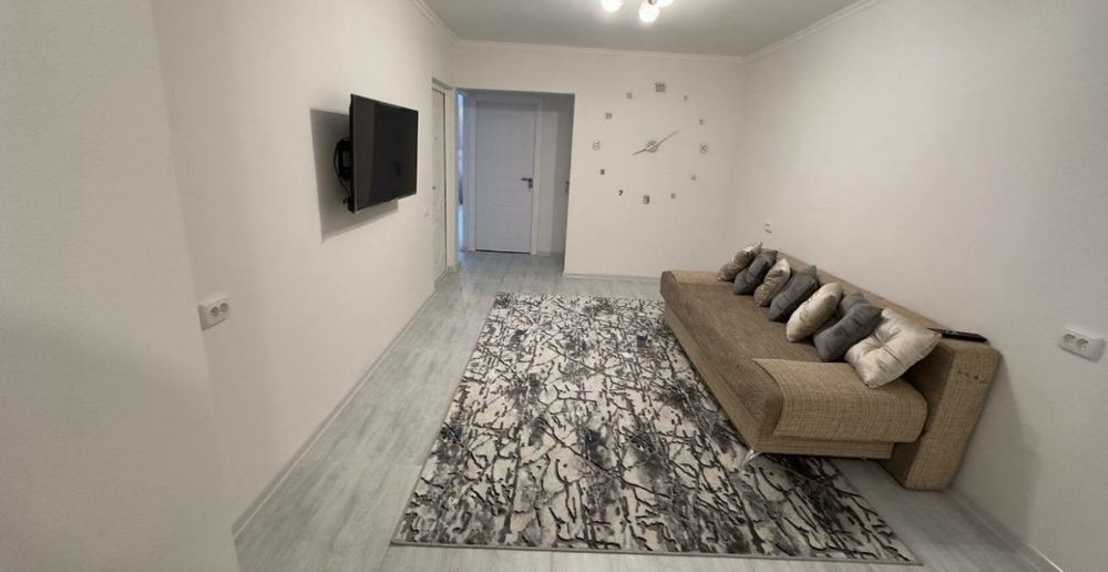 2 xona kvartira ijaraga beriladi.Bodomzor metro 15 daqiqa