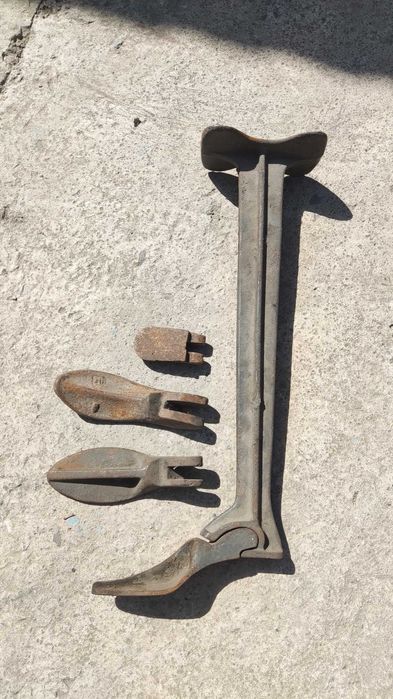 Чугунная колодка для ремонта обуви