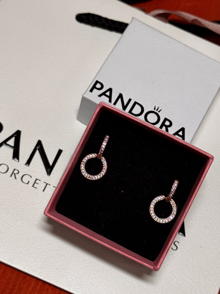 Пандора обеци Pandora