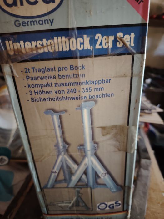 Стойки и Дамкраты