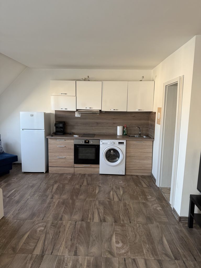 Дава се под наем Едностаен апартамент в София, Младост 3 - 48 кв.м за 484.5 € - Снимка #3