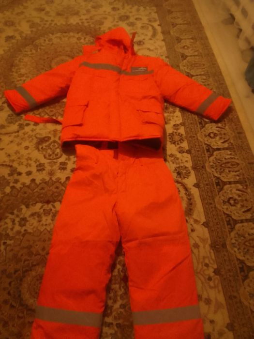 продам зимнюю форму