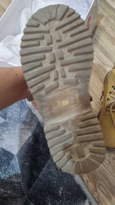 Ботинки для девочки 6-7 лет