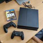 Приставка Playstation 4 продам срочно.Состояние идеал без минусов