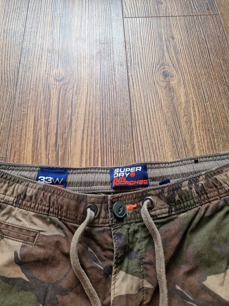 Страхотни мъжки къси панталони SUPERDRY размер 33
