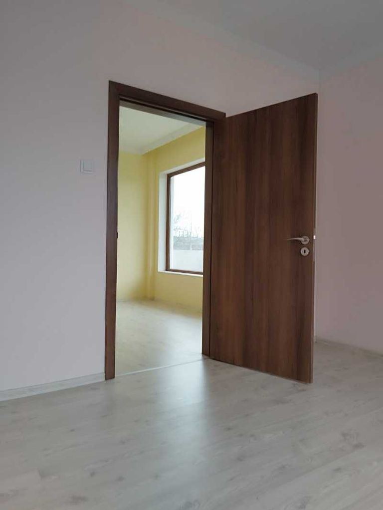 Продава се Тристаен апартамент в Пловдив, Тракия - 83 кв.м за 1338 €/кв.м - Снимка #4