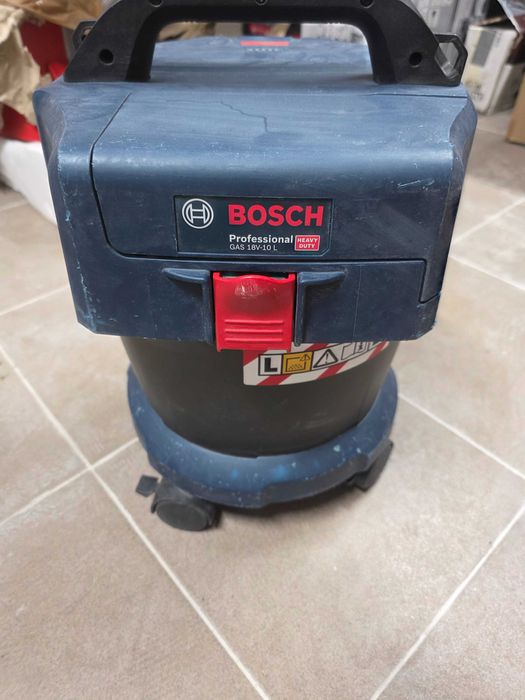 Aspirator cu acumulator Bosch Profesional GAS 18V-10 L