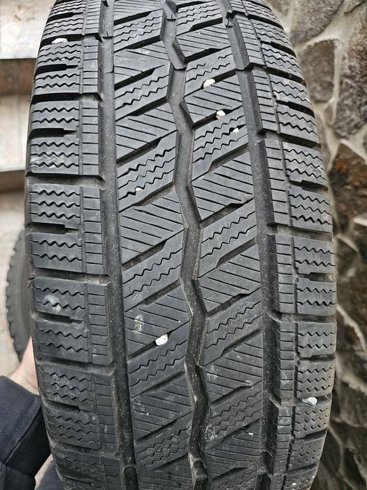 Anvelope Hankook 215/65 R16C Iarna