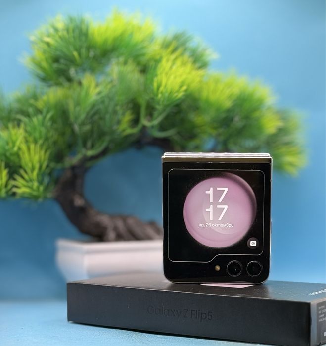 ГАРАНЦИОНЕН!!! Samsung Galaxy Z Flip5, 8GB RAM, 512GB, 5G, Lavender
