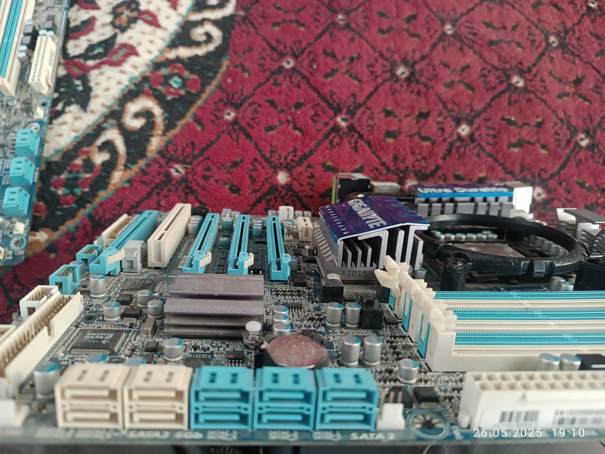 Gigabyte ga-x58-usb3 core i7 1 поколения