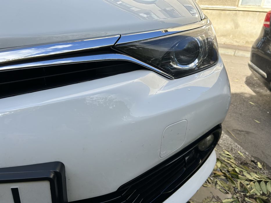 Toyota Auris 2015