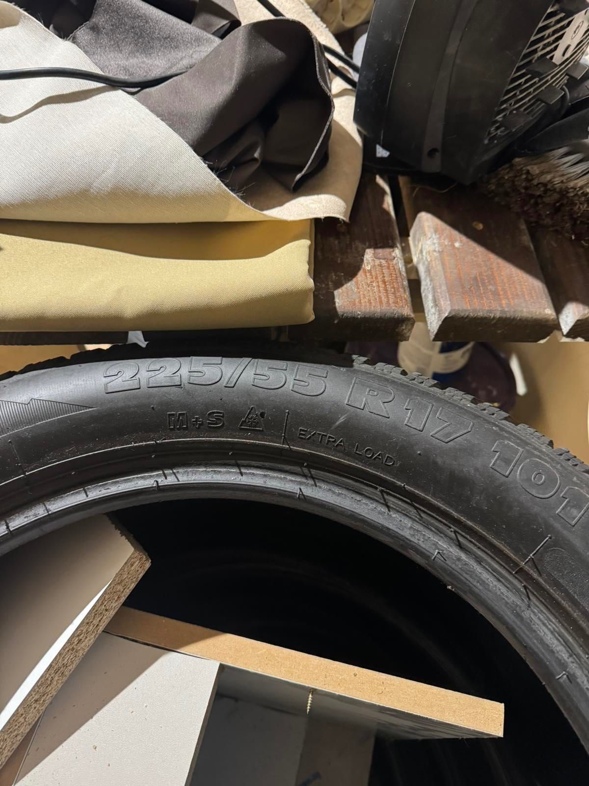 Продавам Гуми 255/55/17
