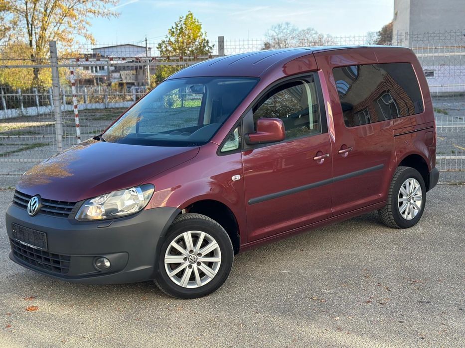 ### VW Caddy 7 locuri ###