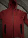 Nike tech red  M