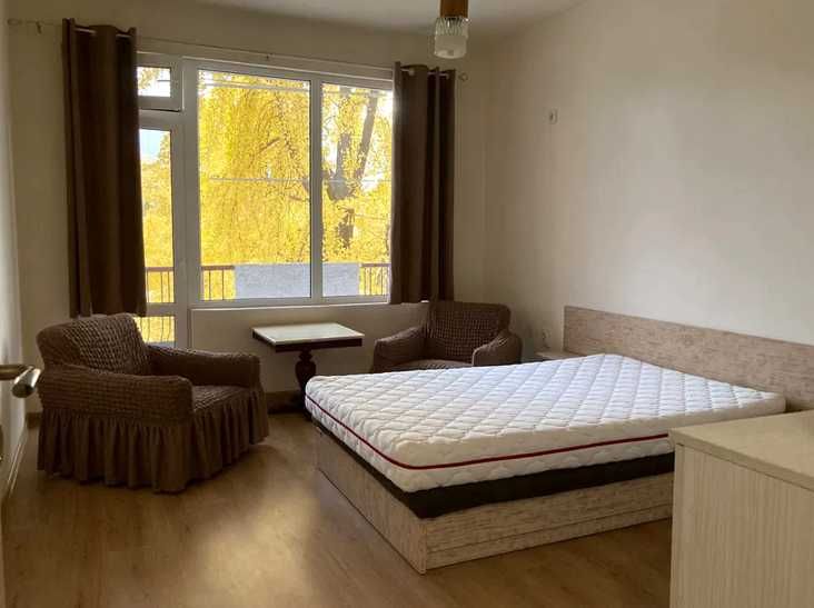 Дава се под наем Тристаен апартамент в Пловдив, Гагарин - 75 кв.м за 340 € - Снимка #3