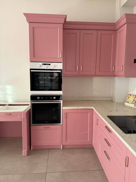 Ошхона учун янги мебель сотилади