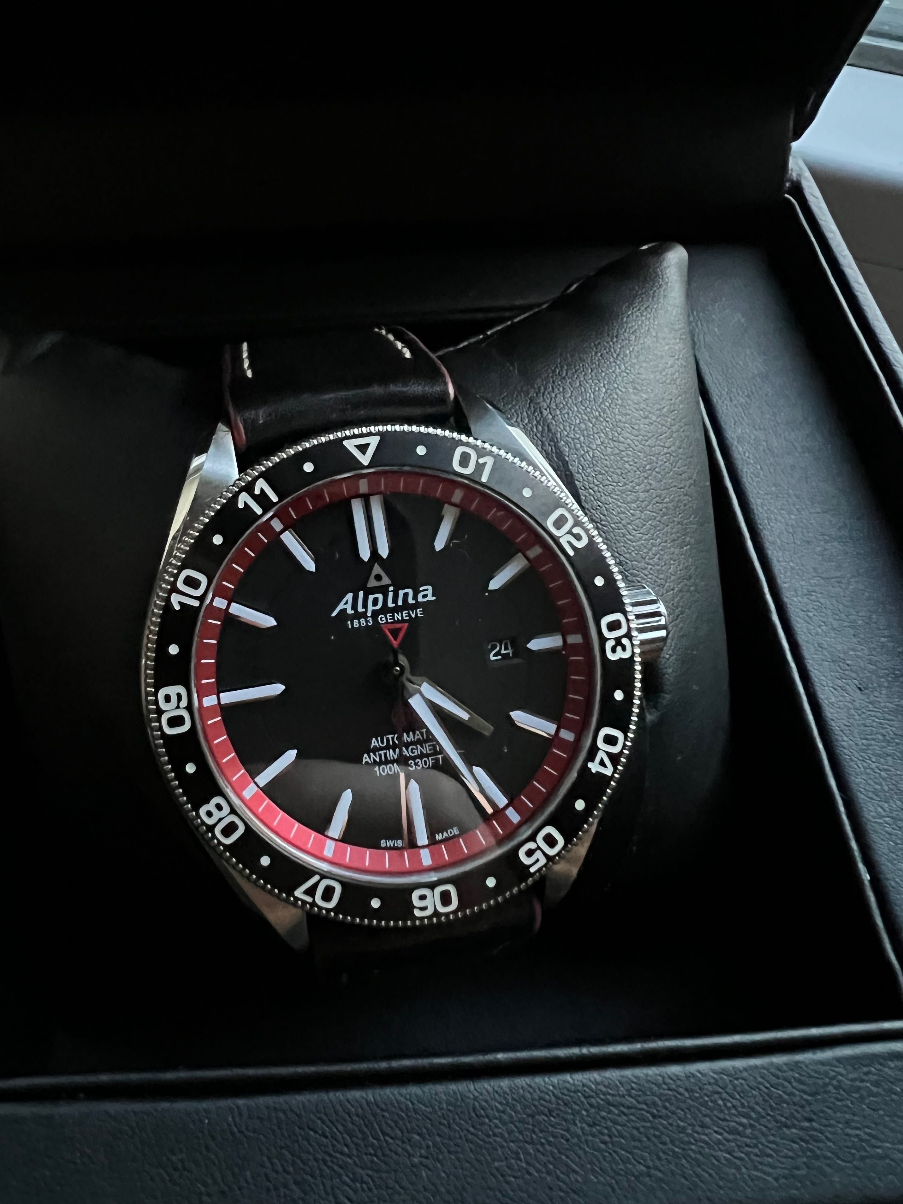 Alpina Alpiner 4 Automatic швейцарски часовник