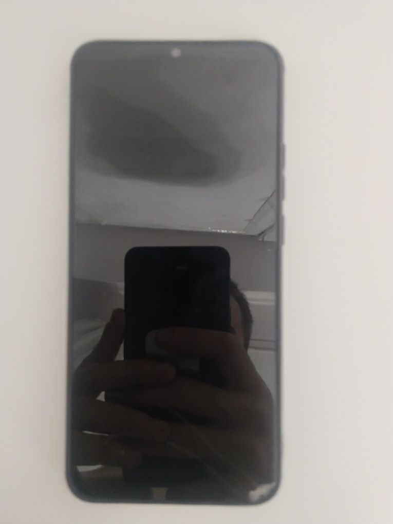 Oppo a15s продаю