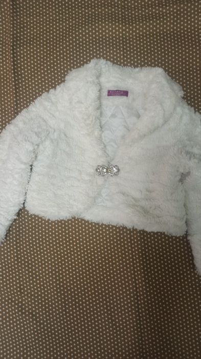 Костюм сотилади кизчалар учун