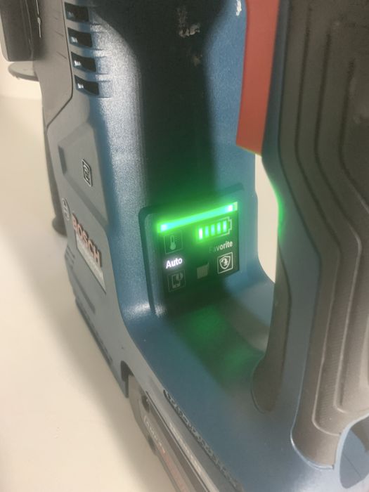 Bosch GBH 18V-24C rotopercutor