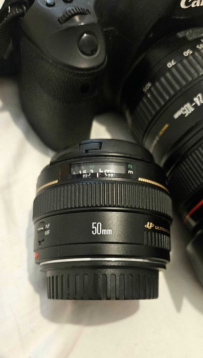 Kit Canon 6D + 2 obiective + filtru + baterie extra