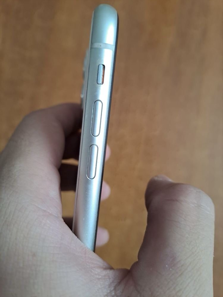 iphone 11 в хорошем состоянии