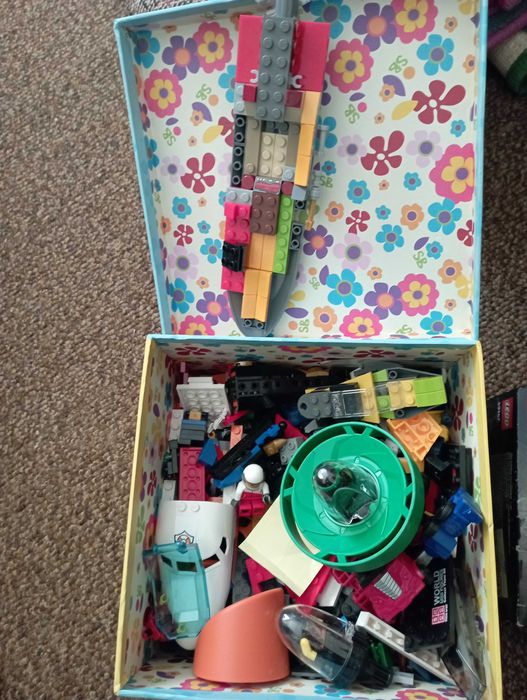 Лего блокчета в насипно състояние