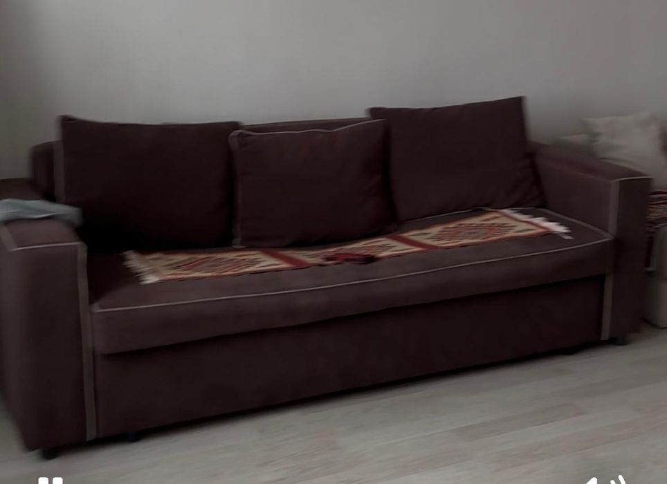 Диван в  г.Астана.25 000
