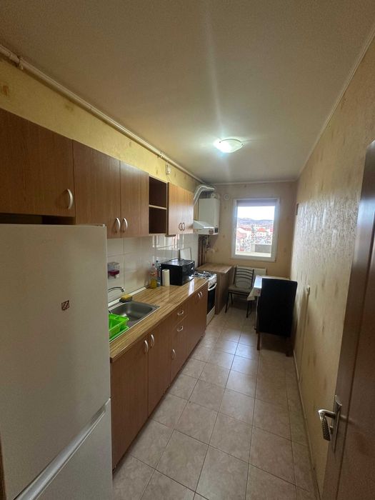 Închiriez Garsoniera