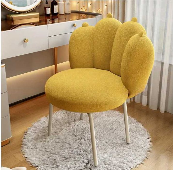 Стол детски жълт