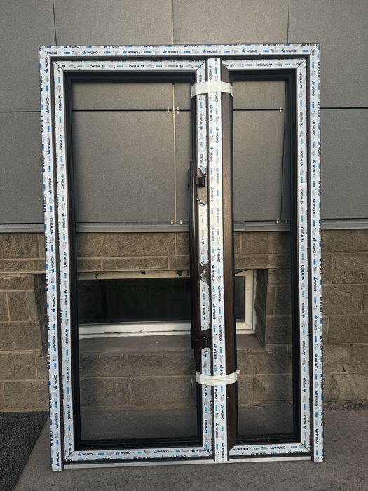 Пластиковые окна двери перегородки