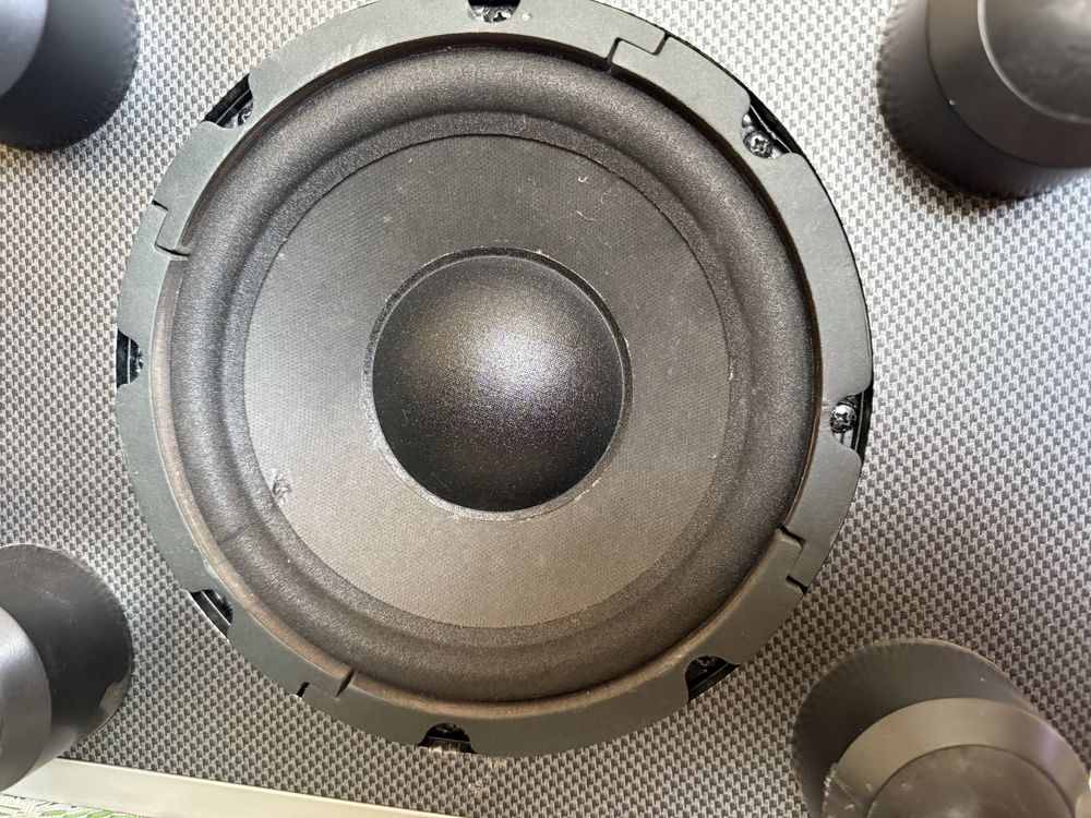 JBL Subwoofer 8” Sub 200/230