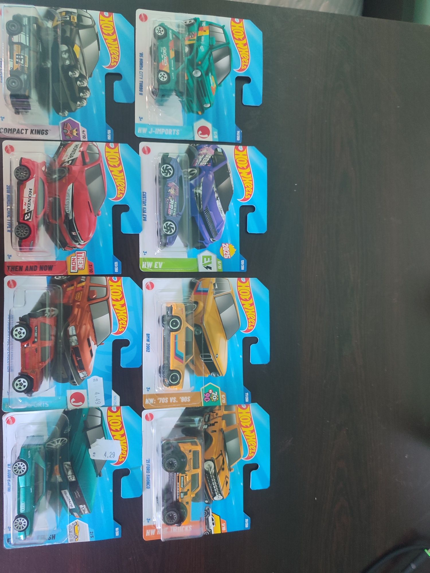 Hot wheels различни