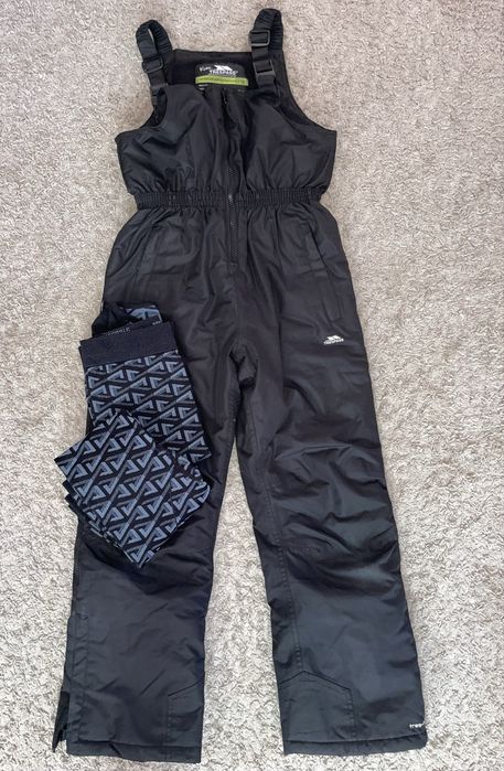 Ски екипировка , яке и гащеризон 7-8