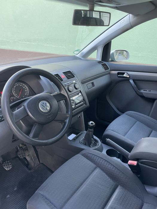 Vw Touran 7 locuri