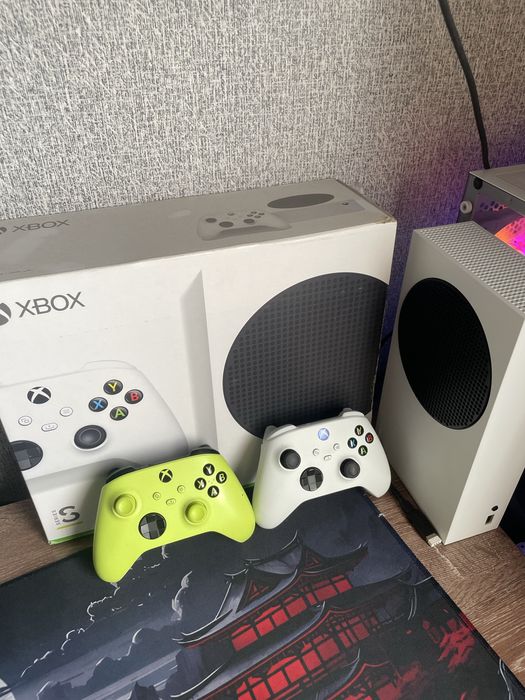 Продам Xbox series s