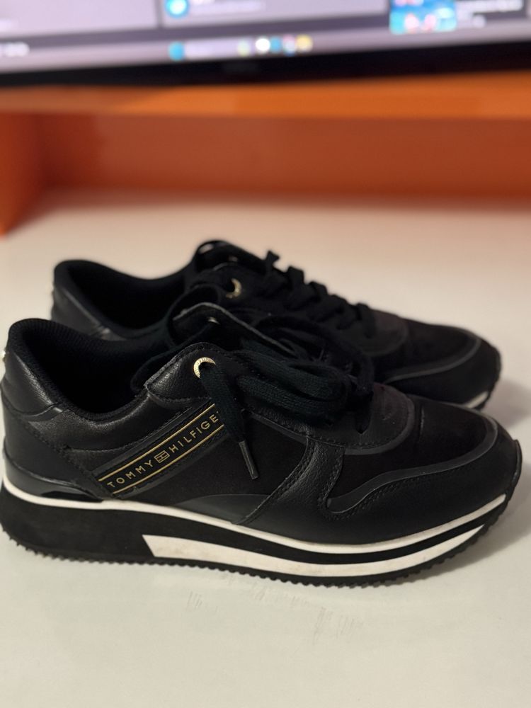 Adidasi Dama Tommy Hilfiger