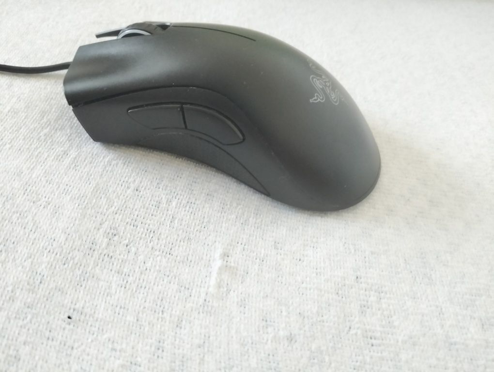 Mouse razer DeathAdder essentials