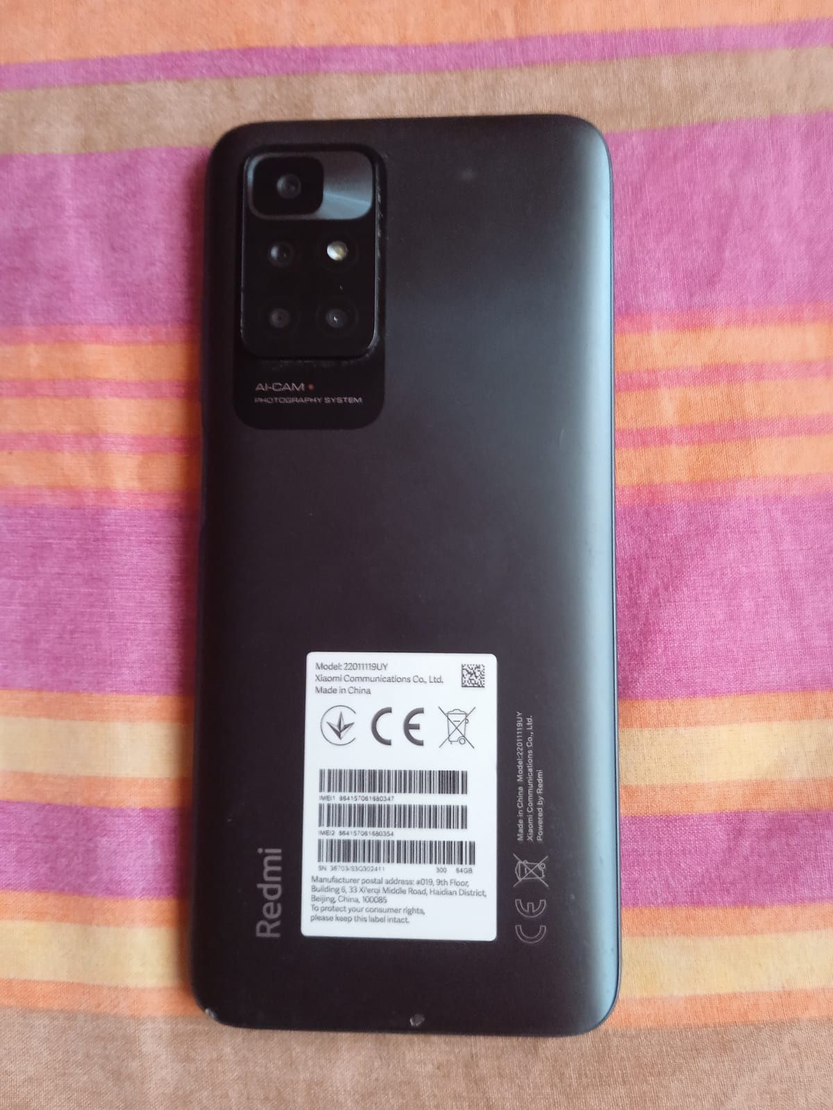 Vând 2 telefoane aproape noi Redmi Note 10 și Redmi Note 10A