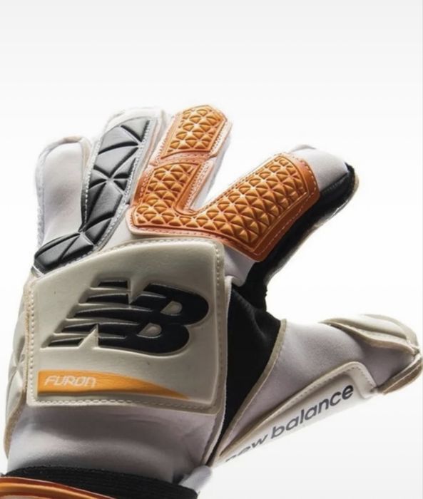 Manusi portar New Balance