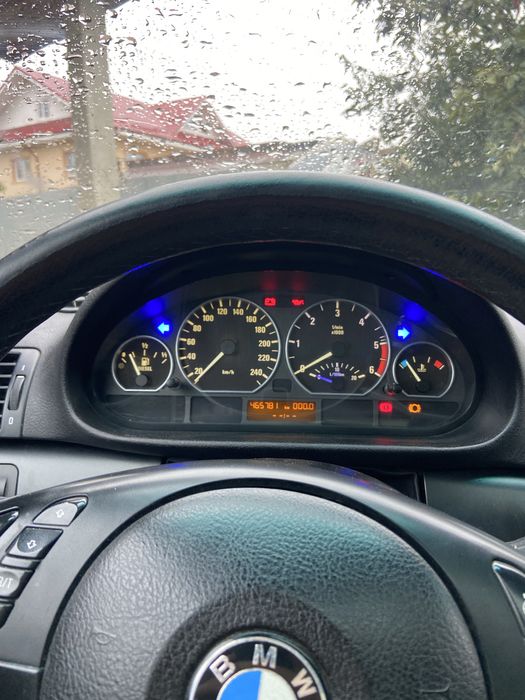 Tractari auto Platforma Auto 24/24 7/7 service mobil intervenim rapid