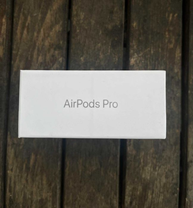 Apple AirPods 2 Pro!