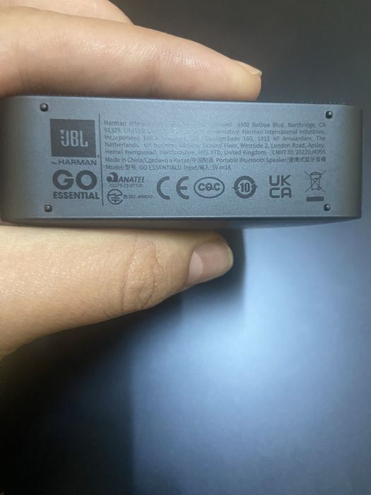 Boxă portabilă JBL GO Essential – ca nouă